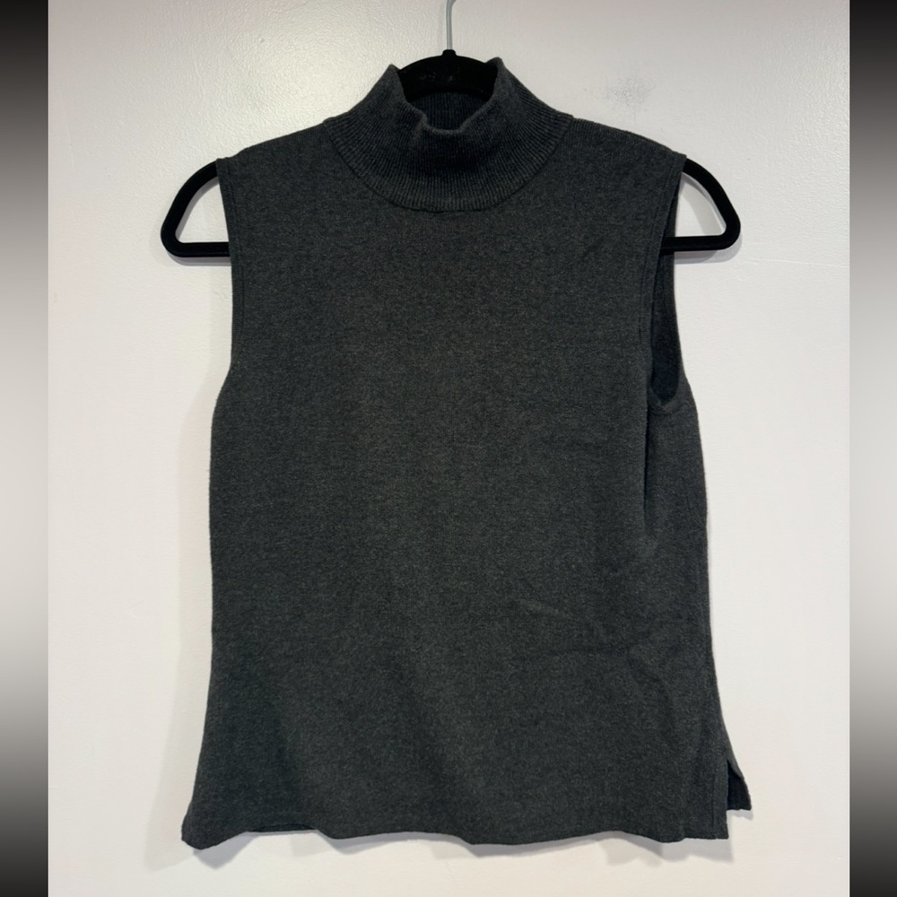 Jeanne Pierre grey knit mock neck tank‎ top